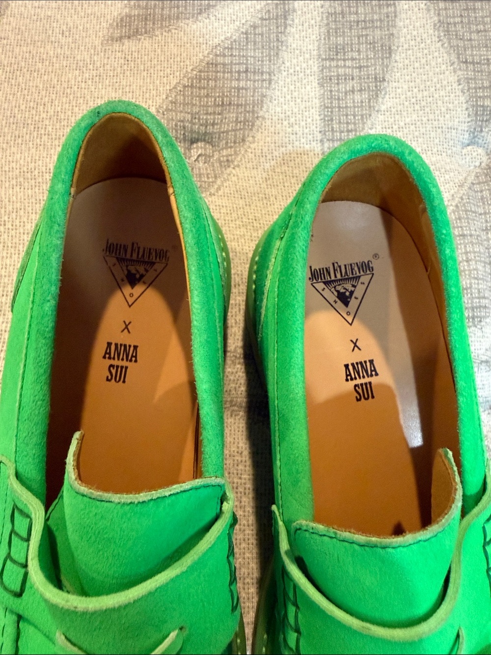 John Fluevog Unisex Vibrant Green Tassel Loafers Men’s 8 - Woman’s 10 - Picture 2 of 6